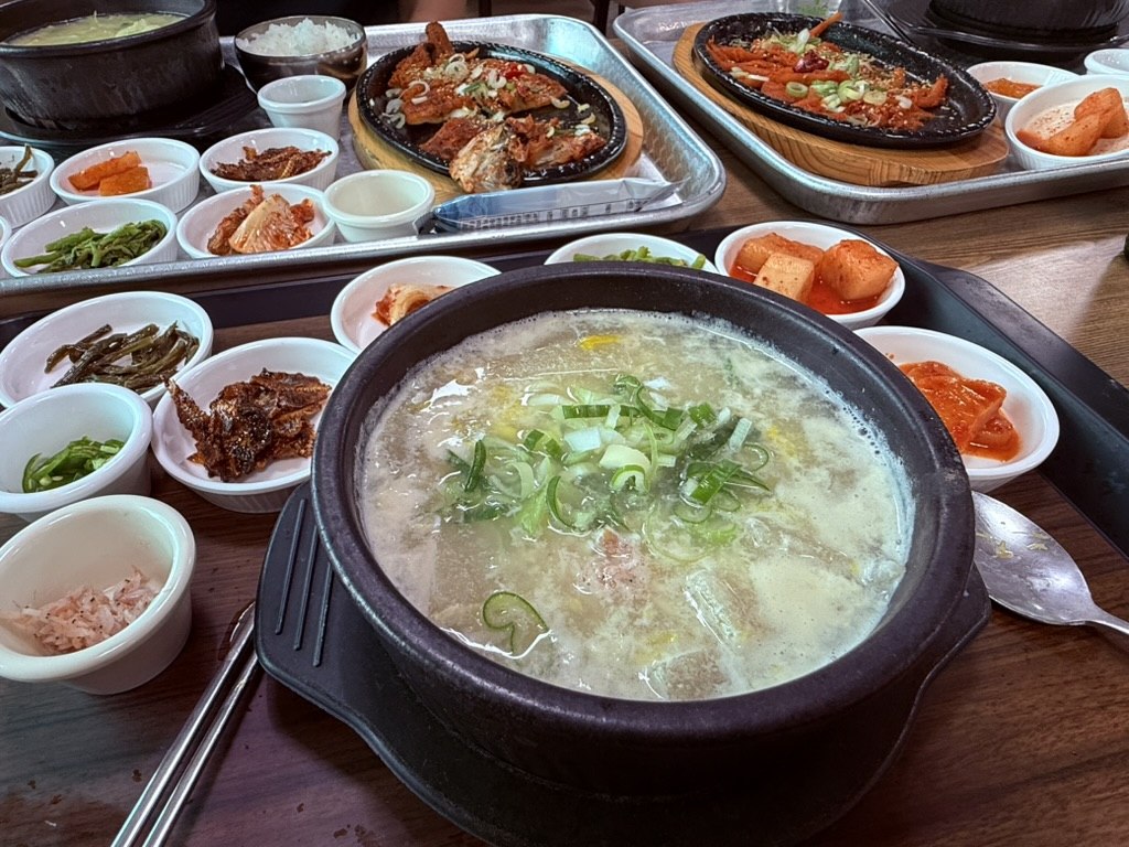 Kkamu House Hoengseong: Hwangtae Baekban near Welli Hilli