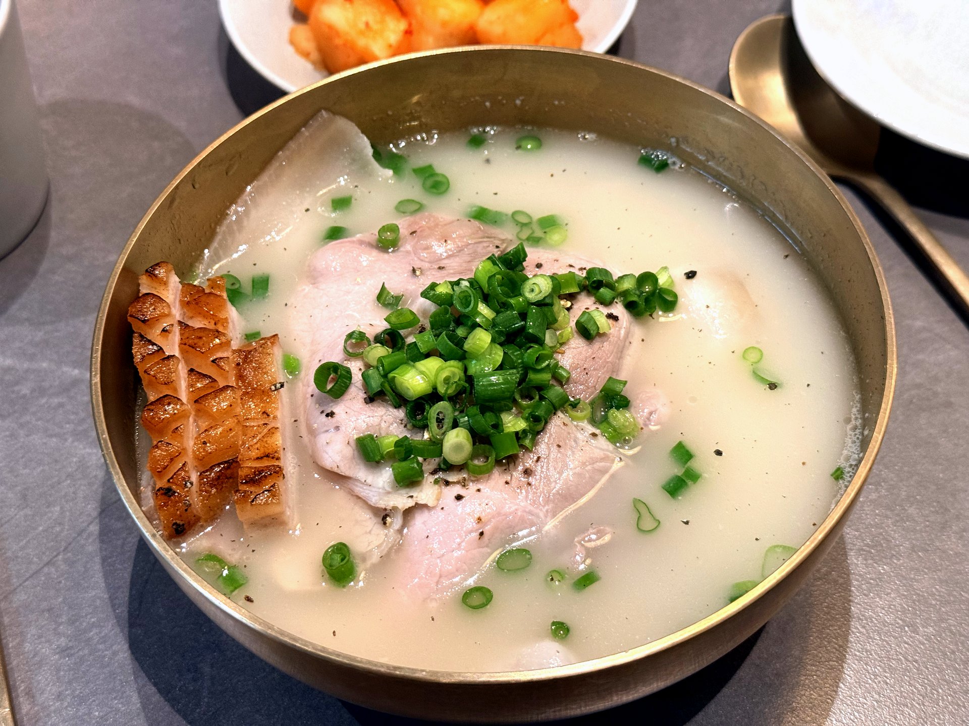 Hyemindang Yongsan: Solo-Friendly Pork Gukbap Done Right