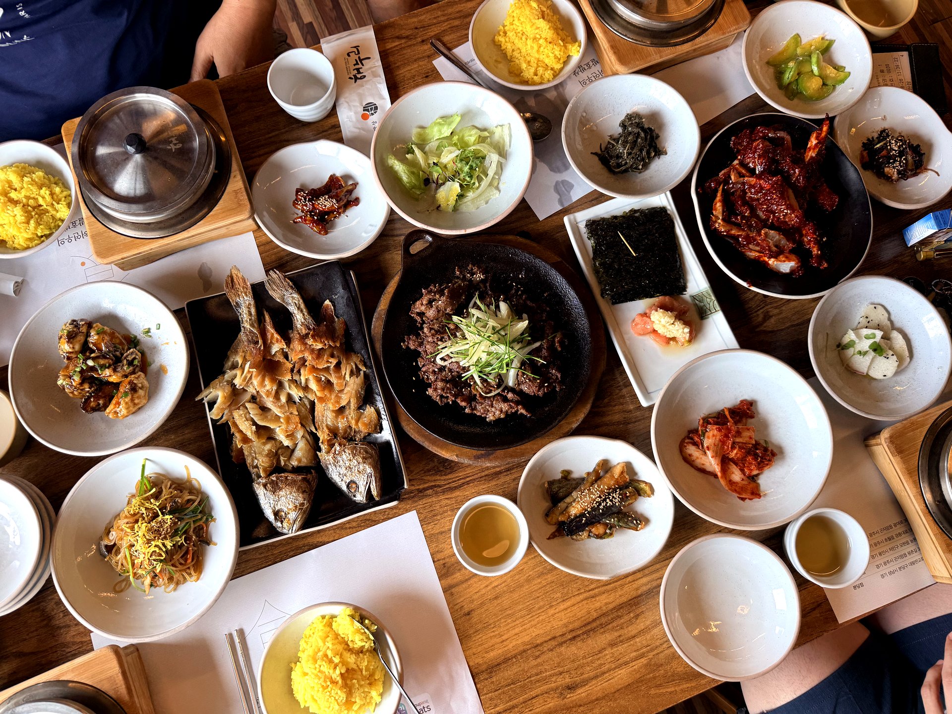 Haenuri Dongsan Deulbap: A Korean Hanjeongsik Feast near Gwangju